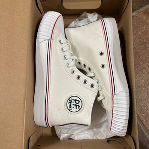 PF Flyers